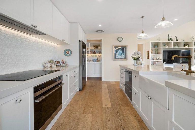 Photo of property in 5 Westmere Mews, West Melton, 7618