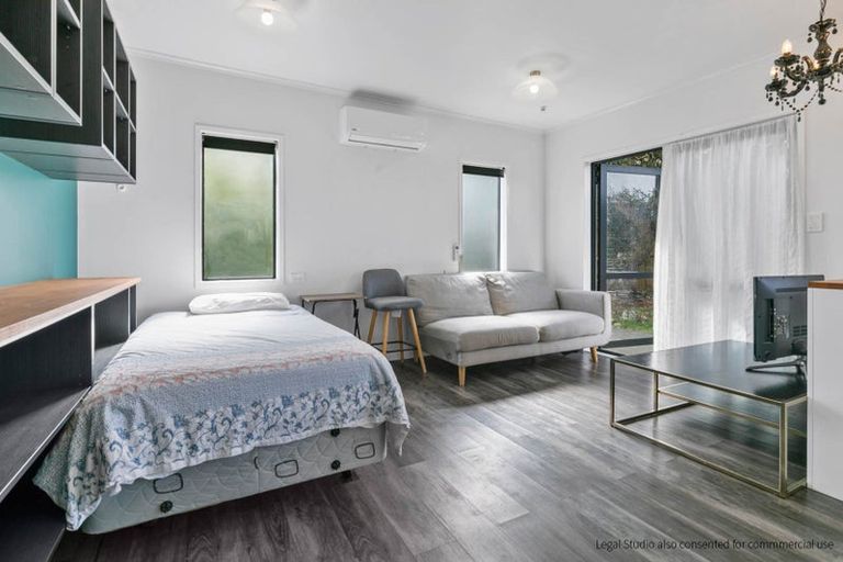 Photo of property in 2a Redwood Drive, Massey, Auckland, 0614