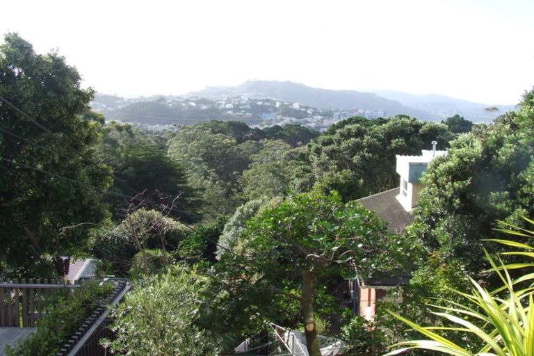 Photo of property in 5 Jefferson Street, Brooklyn, Wellington, 6021