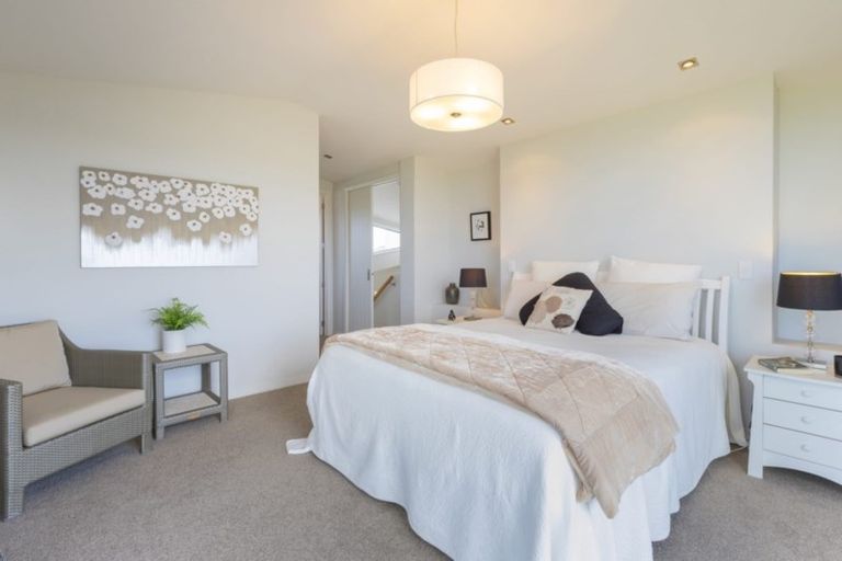 Photo of property in 37 Kewai Street, Omaha, 0986