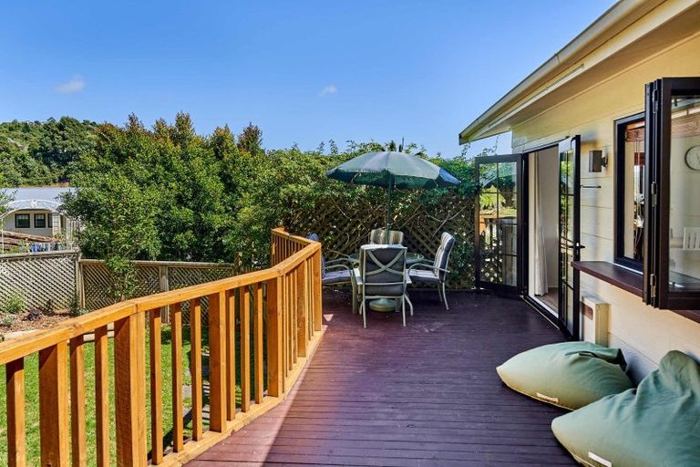 Photo of property in 16 Transom Close, Whitby, Porirua, 5024