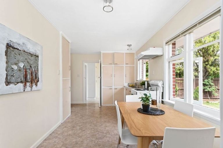 Photo of property in 110 Kendal Avenue, Burnside, Christchurch, 8053
