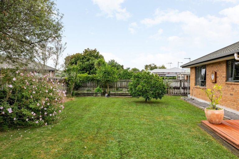 Photo of property in 19 Farnborough Drive, Nawton, Hamilton, 3200