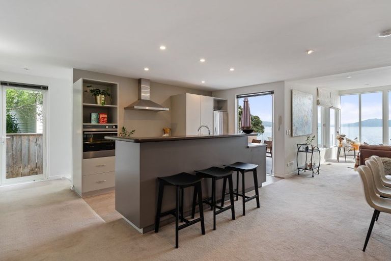 Photo of property in 353a Karaka Bay Road, Karaka Bays, Wellington, 6022