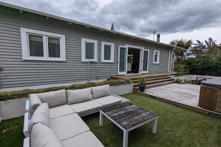 Photo of property in 50 Hollis Road, Paraparaumu Beach, Paraparaumu, 5032