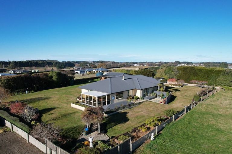Photo of property in 70 Airedale Road, Weston, Oamaru, 9492