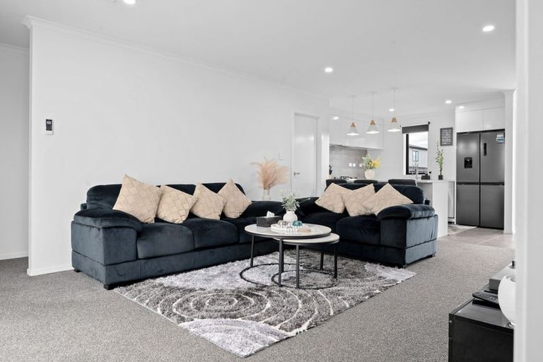 Photo of property in 1/51 Cabourne Drive, Glenview, Hamilton, 3206