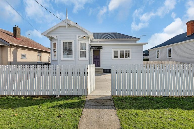 Photo of property in 45 Norfolk Street, Regent, Whangarei, 0112