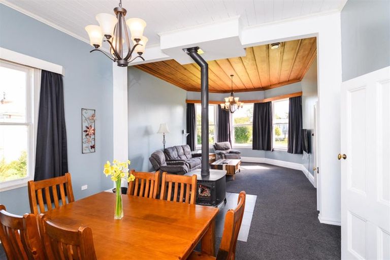 Photo of property in 8 Ngareta Street, Marton, 4710