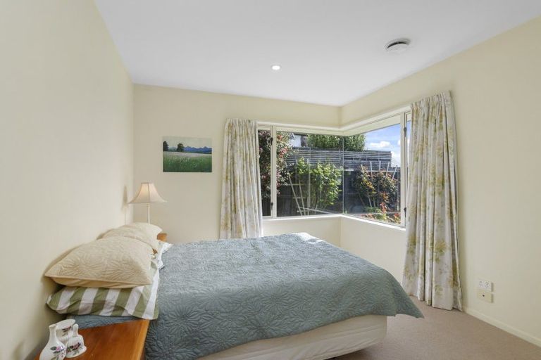 Photo of property in 12 Seymour Street, Hornby, Christchurch, 8042