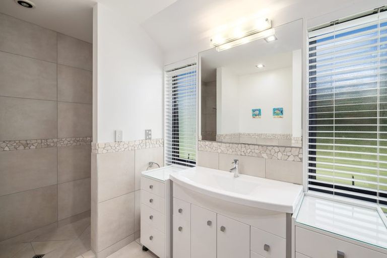 Photo of property in 30 Glen Oaks Drive, Northwood, Christchurch, 8051