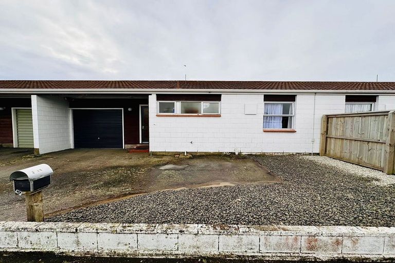 Photo of property in 2/48 Maxwell Street, Riccarton, Christchurch, 8041