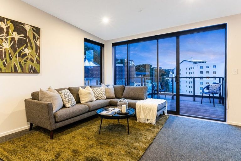 Photo of property in 1c Wilkinson Street, Oriental Bay, Wellington, 6011