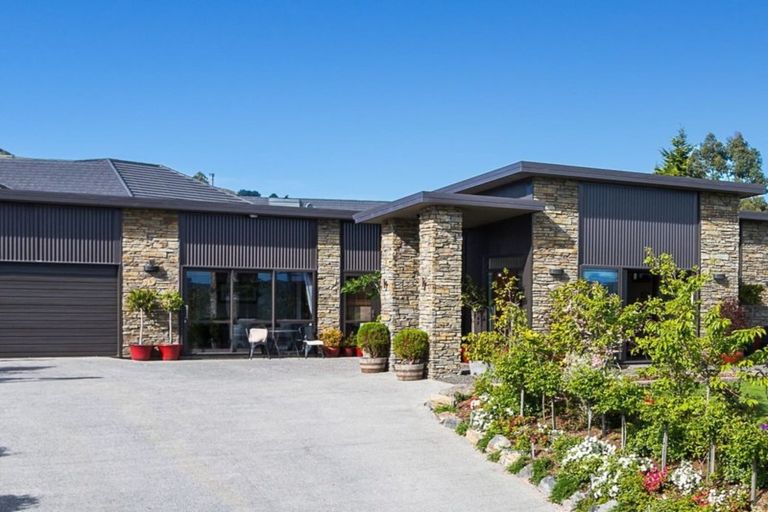 Photo of property in 34 Heathfield Drive, Mosgiel, 9024