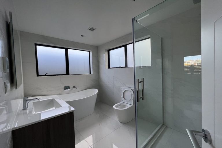 Photo of property in 11b Markham Place, Bucklands Beach, Auckland, 2012