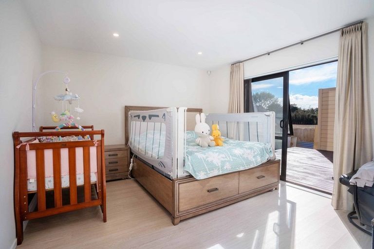 Photo of property in 3 Silver Beech Street, Takanini, 2110