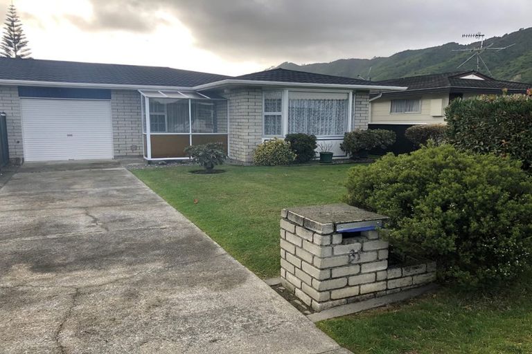 Photo of property in 31 Kapanui Road, Waikanae, 5036