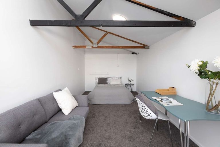 Photo of property in 19 Leonie Place, Aranui, Christchurch, 8061