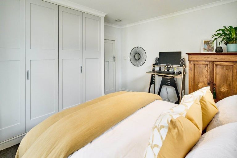 Photo of property in 292 The Parade, Island Bay, Wellington, 6023