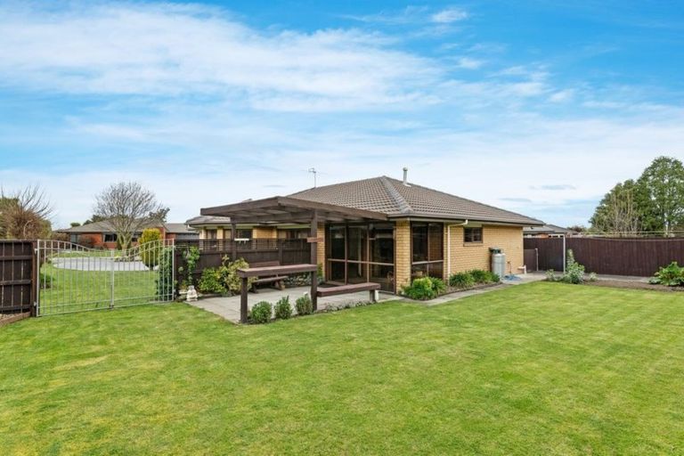 Photo of property in 6 Monet Vale, Rolleston, 7614