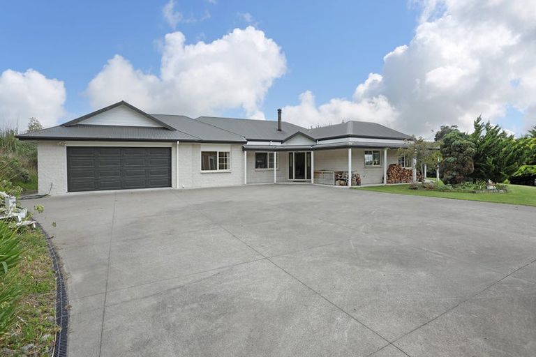 Photo of property in 67 Sandon Road, Feilding, 4702