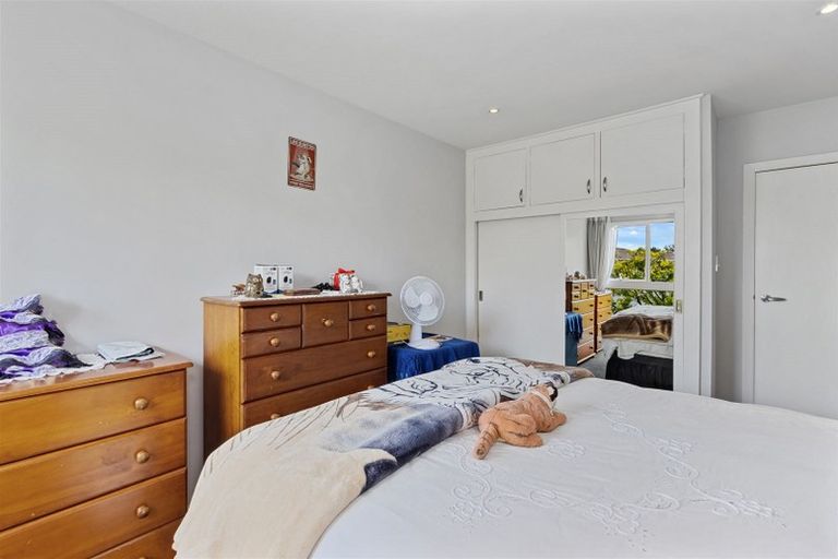 Photo of property in 5 Sarabande Avenue, Redwood, Christchurch, 8051