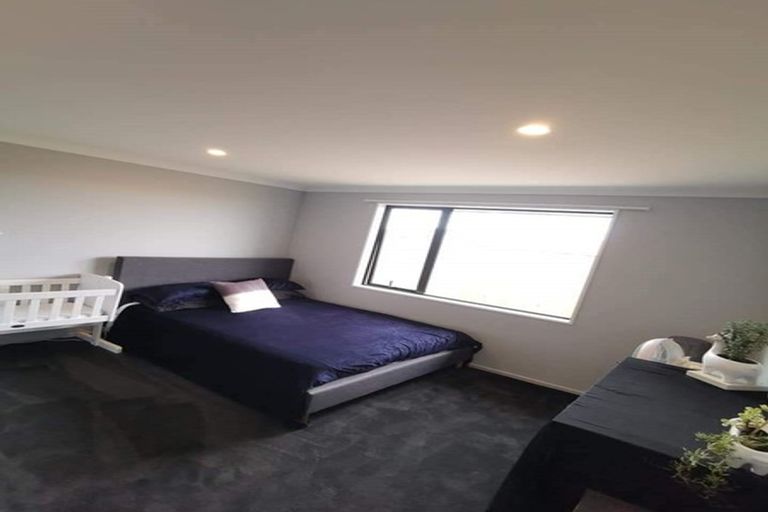 Photo of property in 55 Tiritiri Moana Drive, Pegasus, 7612
