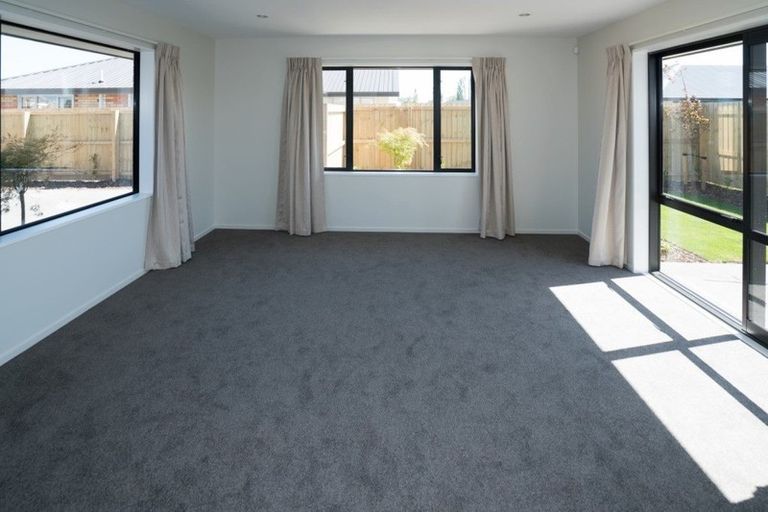 Photo of property in 36 Bradwell Crescent, Halswell, Christchurch, 8025