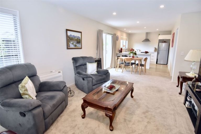 Photo of property in 89a Wairakei Road, Bryndwr, Christchurch, 8053