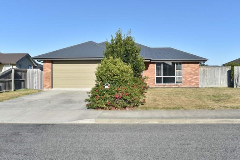 Photo of property in 9 Maple Place, Rangiora, 7400