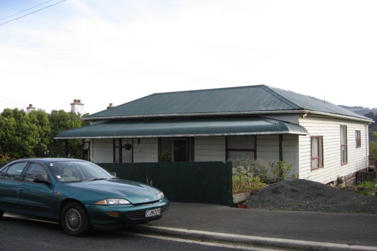 Photo of property in 12 Bellevue Place, Port Chalmers, 9023