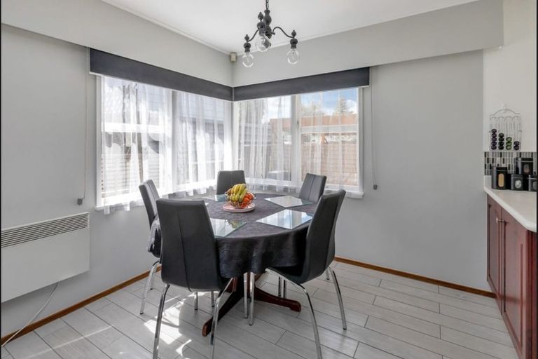 Photo of property in 18 Parkland Crescent, Te Kamo, Whangarei, 0112