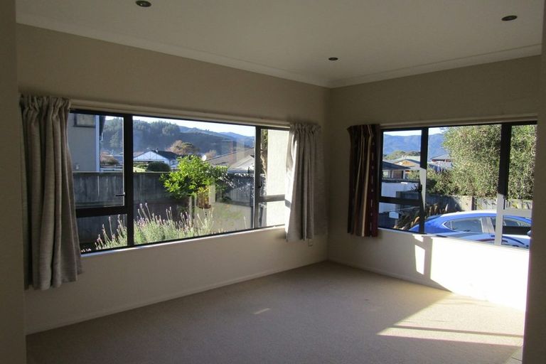 Photo of property in 35 Kawatiri Grove, Wainuiomata, Lower Hutt, 5014