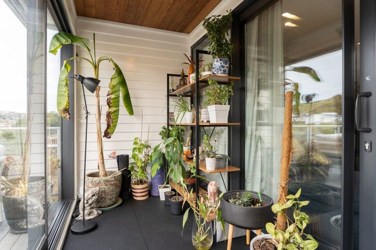 Photo of property in 16 Rochdale Drive, Churton Park, Wellington, 6037