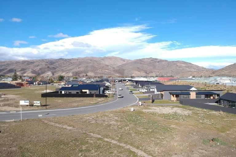 Photo of property in 1 Smitham Drive, Cromwell, 9310