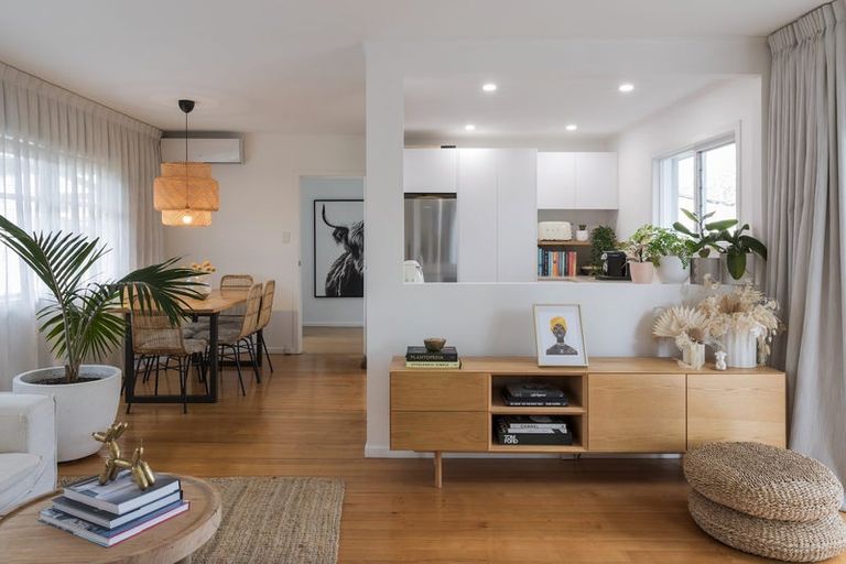 Photo of property in 42b Sherwood Avenue, Te Atatu South, Auckland, 0610