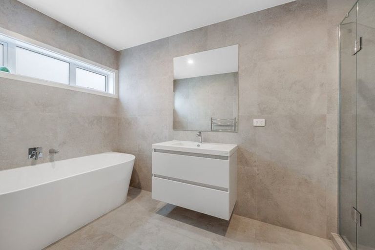 Photo of property in 10b Abercrombie Street, Howick, Auckland, 2014