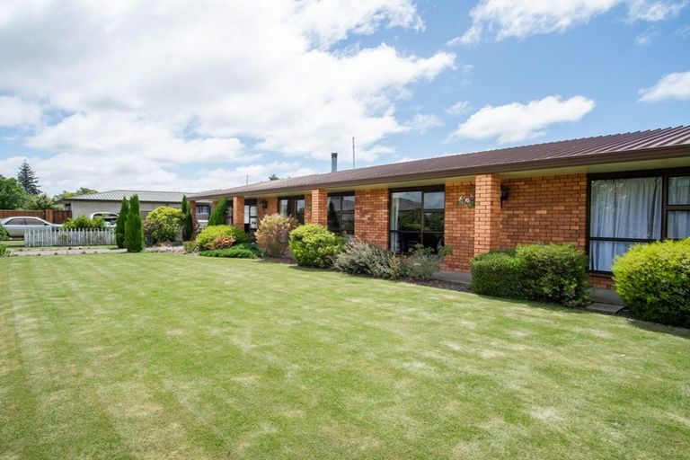 Photo of property in 302 Kingsbury Avenue, Rangiora, 7400