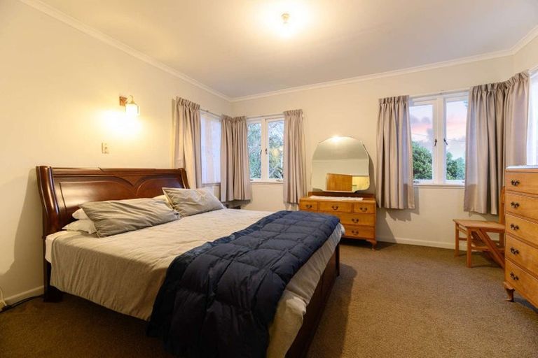 Photo of property in 17 Routley Drive, Glen Eden, Auckland, 0602