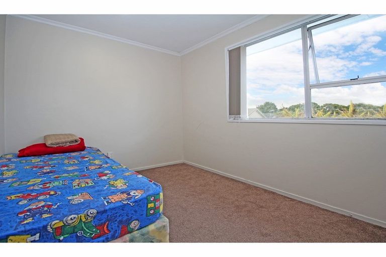 Photo of property in 7 Gambare Place, Wattle Downs, Auckland, 2103