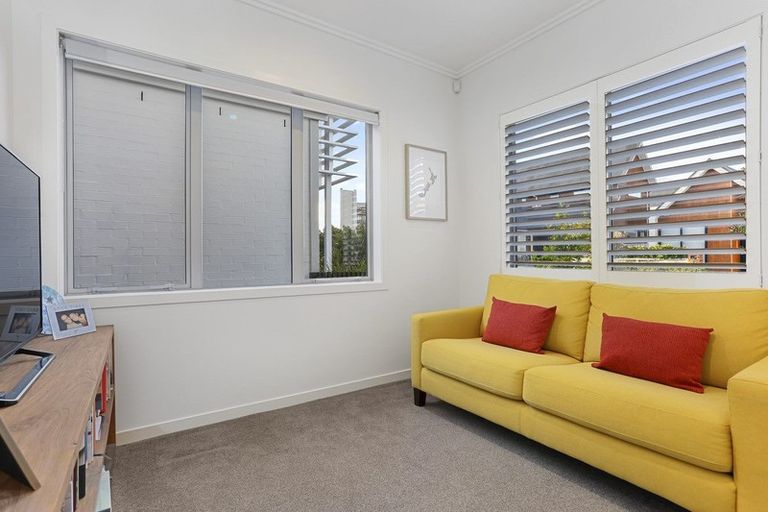 Photo of property in 17 Harakeke Road, Hobsonville, Auckland, 0616