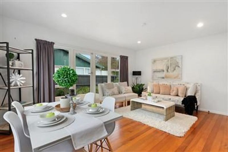 Photo of property in 2/37 Lochee Road, Upper Riccarton, Christchurch, 8041