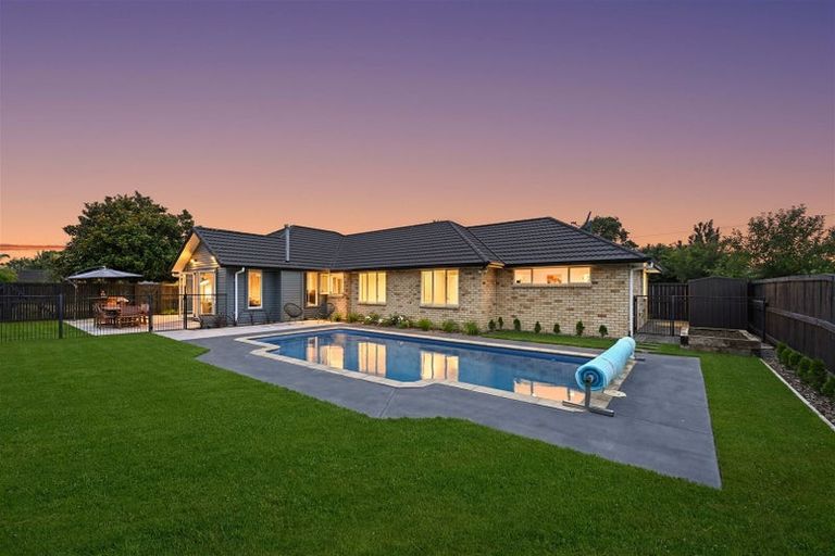 Photo of property in 14 Rosewood Court, Huntington, Hamilton, 3210