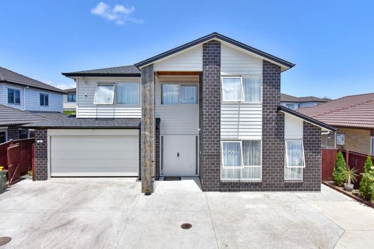 Photo of property in 5 Gortnest Place, Flat Bush, Auckland, 2019