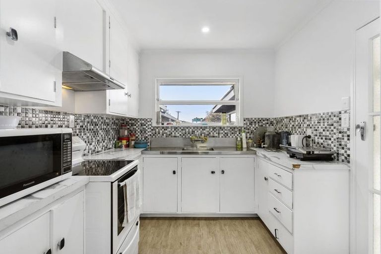 Photo of property in 3/24 Central Avenue, Papatoetoe, Auckland, 2025