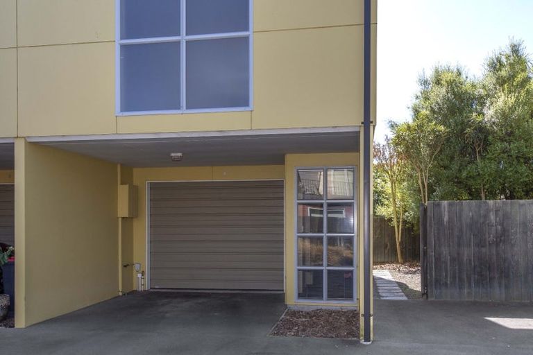 Photo of property in 4/54 Champion Street, Edgeware, Christchurch, 8013