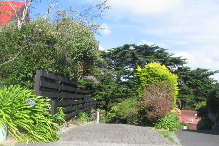 Photo of property in 21 Observatory Close, Whitby, Porirua, 5024