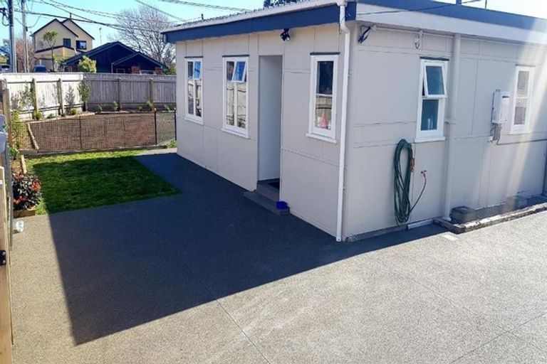 Photo of property in 43 Martin Road, Paraparaumu Beach, Paraparaumu, 5032