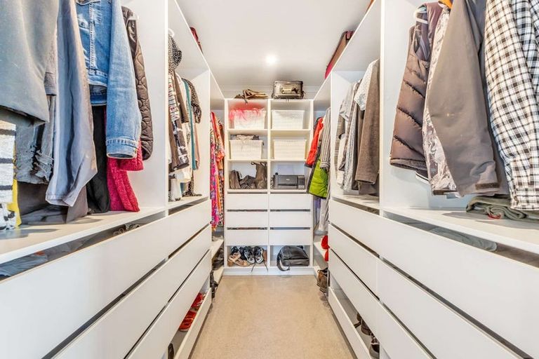 Photo of property in 12 Rehua Place, Waiwhakaiho, New Plymouth, 4312