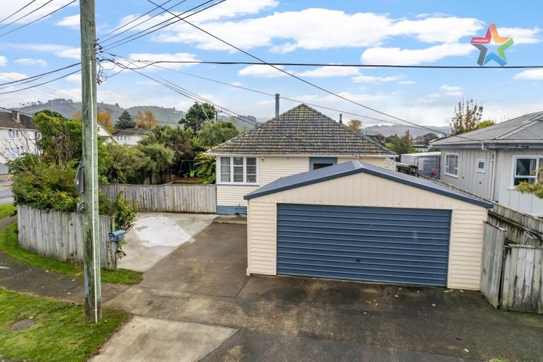 Photo of property in 1 Waldie Grove, Avalon, Lower Hutt, 5011